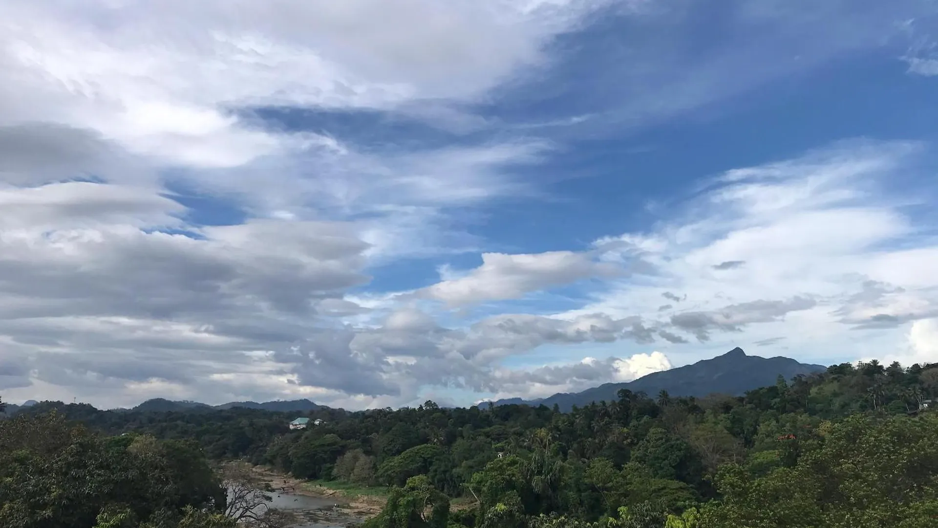 Riverside Bliss Kandy